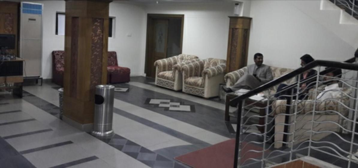Hotel Multan Exterior photo