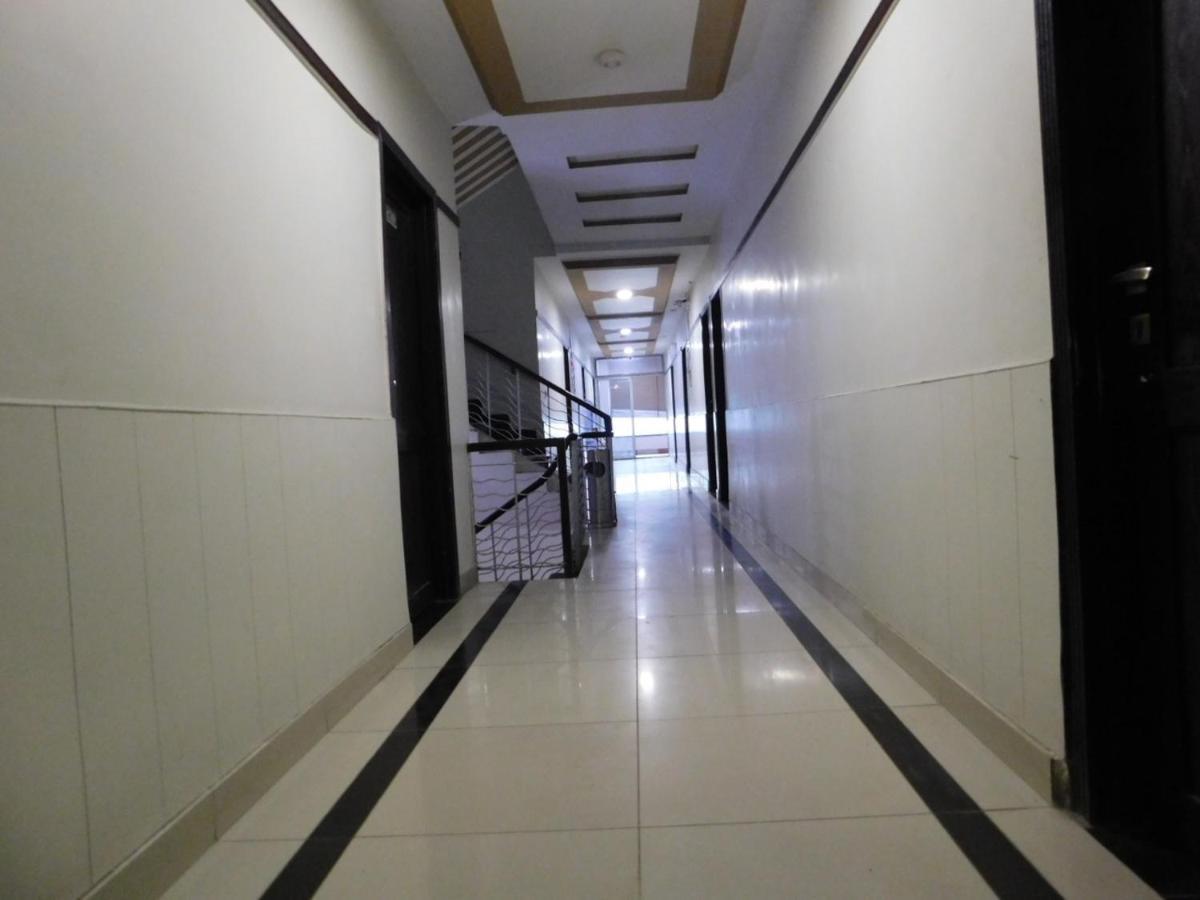 Hotel Multan Exterior photo